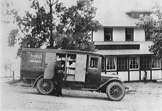 Vendor, circa 1920